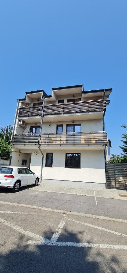 Exclusive Living Apartment Bucharest Luaran gambar