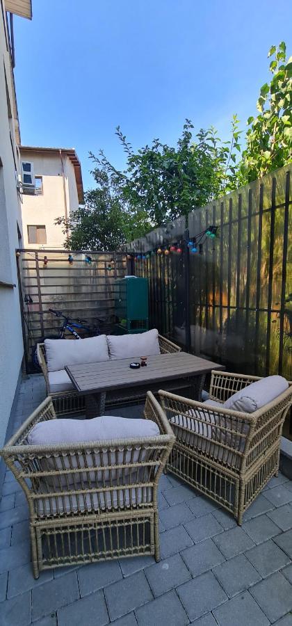 Exclusive Living Apartment Bucharest Luaran gambar